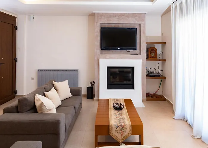 ALKIS LUXURY VILLA IRAKLiTSA